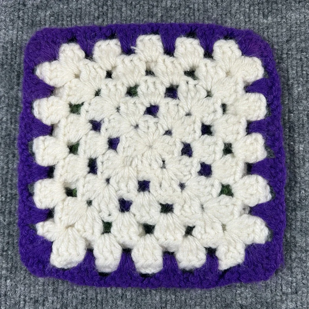 Vintage Set Of 4 Handmade Crocheted 3D Rose Potholders Irish Cabbage Grandmacore